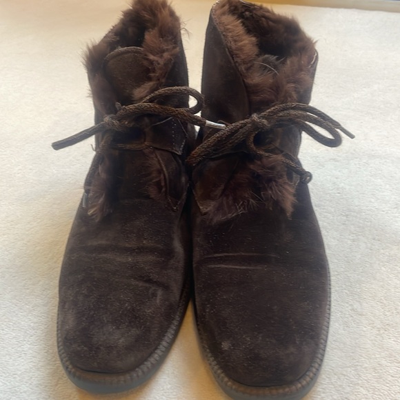 Stuart Weitzman Brown Suede and fur ankle desert boot size 9 - Picture 3 of 13
